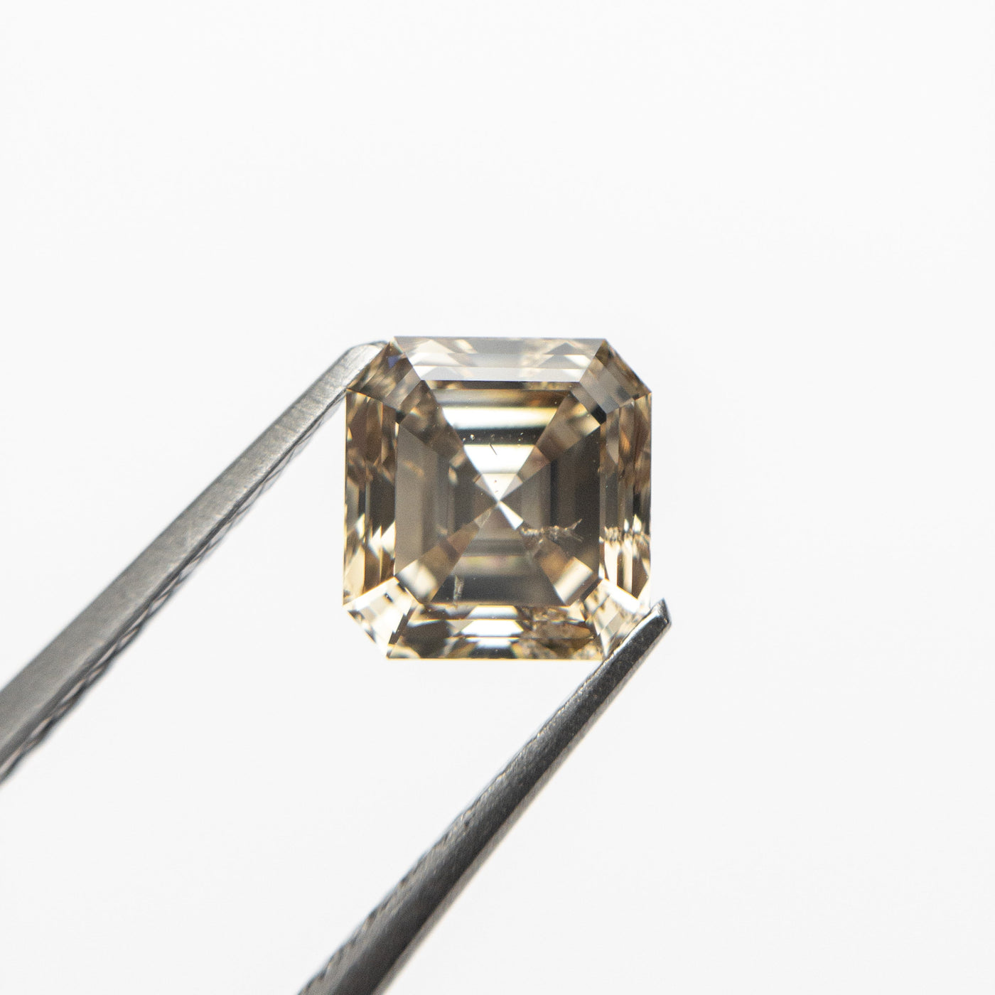 1.21ct 5.91x5.64x3.93mm SI3 Cut Corner Square Step Cut 19163-45 🇨🇦 - Misfit Diamonds