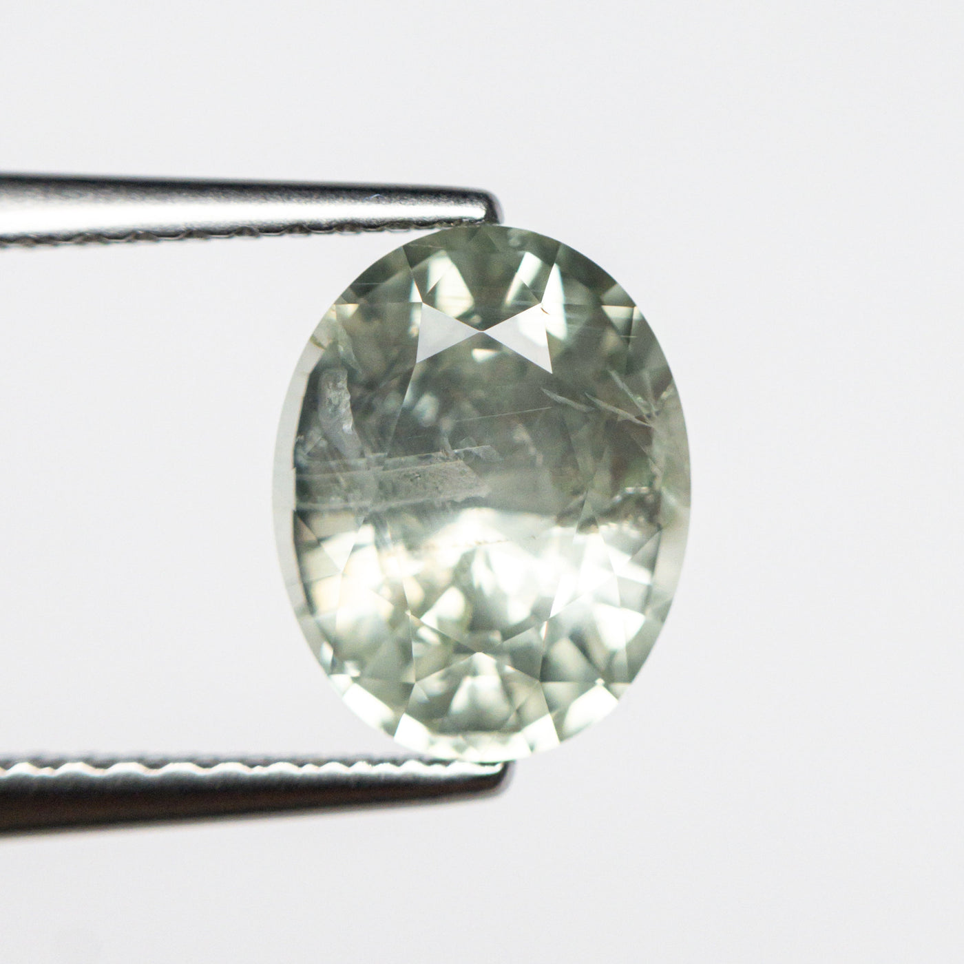 2.63ct 8.86x6.99x5.24mm Oval Brilliant Sapphire 23426-36