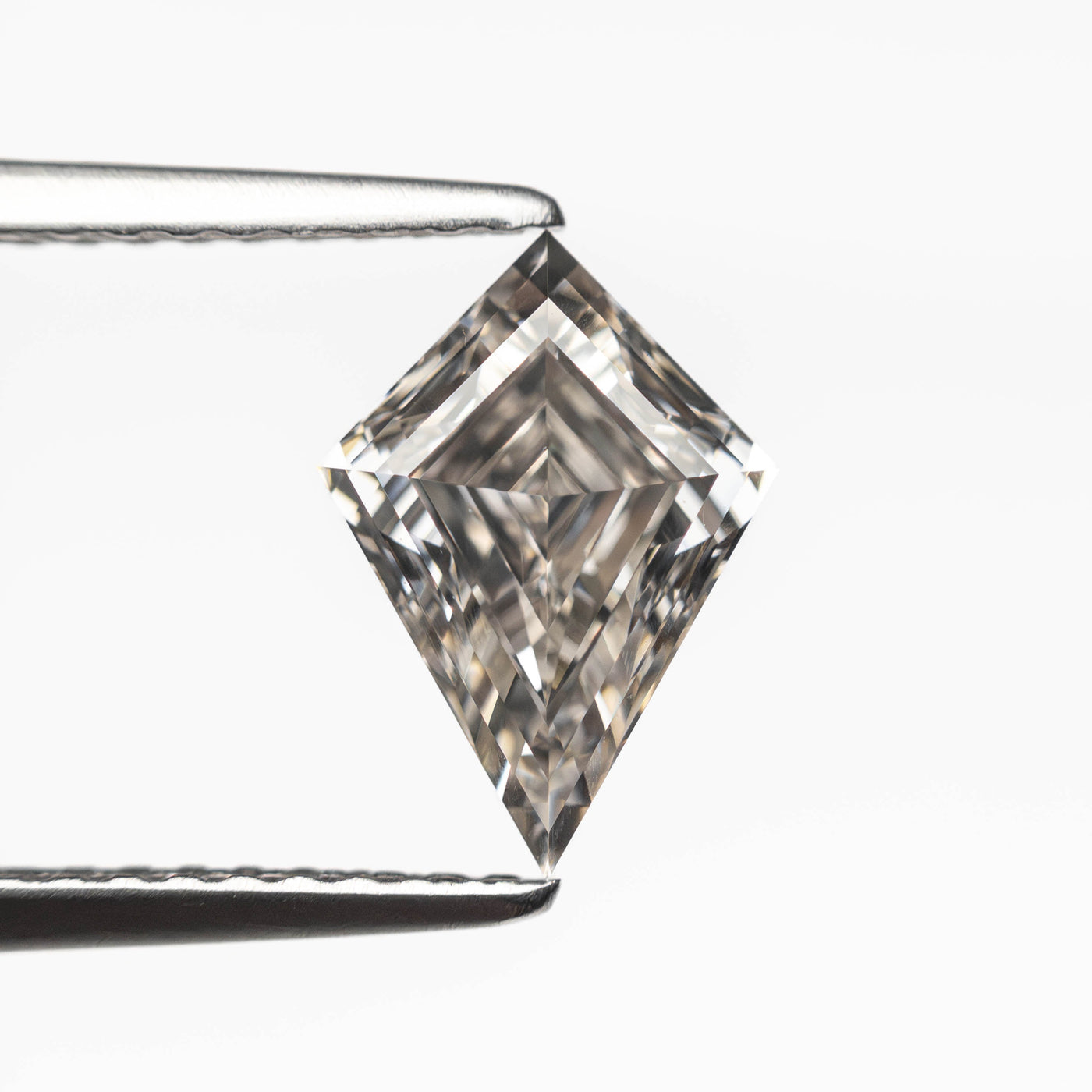 1.36ct 9.74x6.92x4.22mm VS1 L Kite Step Cut 🇨🇦 24995-01