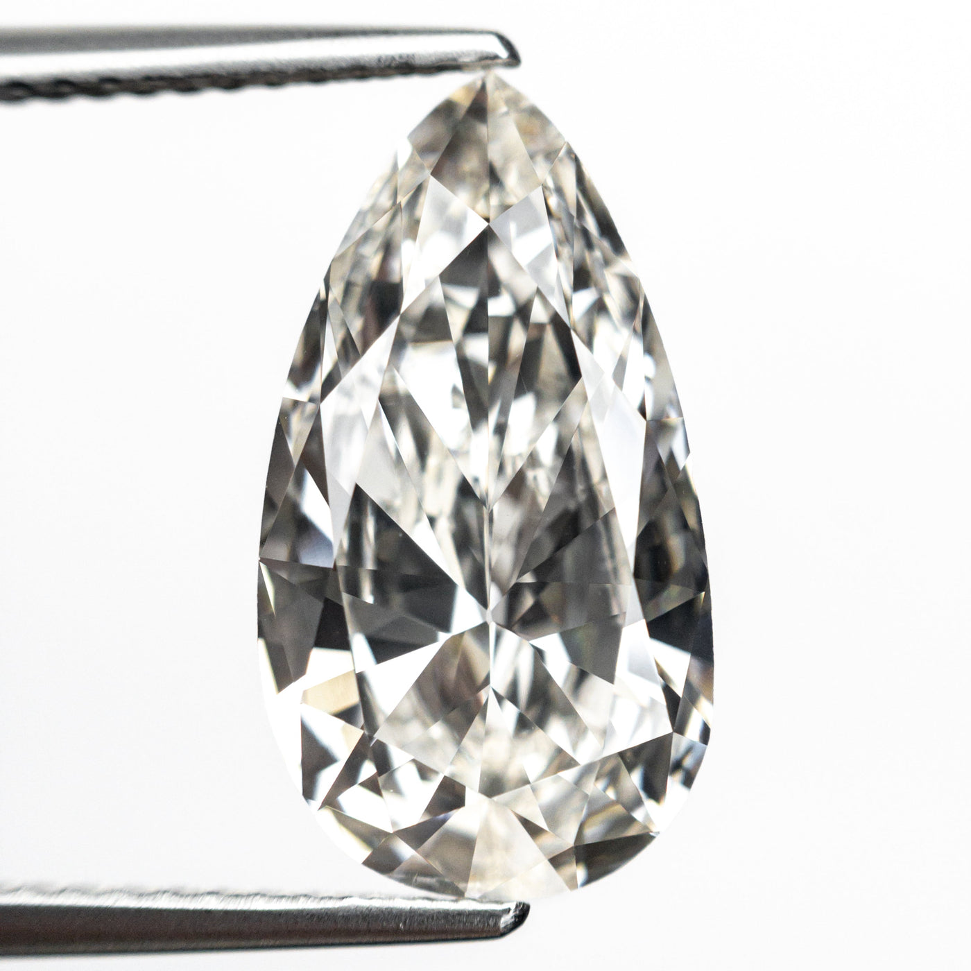 3.99ct 15.82x8.54x4.71mm GIA VS1 K Vintage Pear Brilliant 25918-01