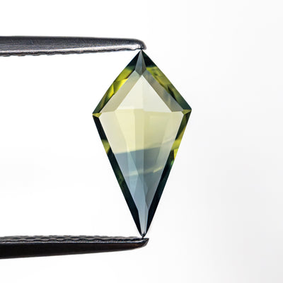 0.76ct 10.94x5.78x1.97mm Kite Rosecut Sapphire 26327-39