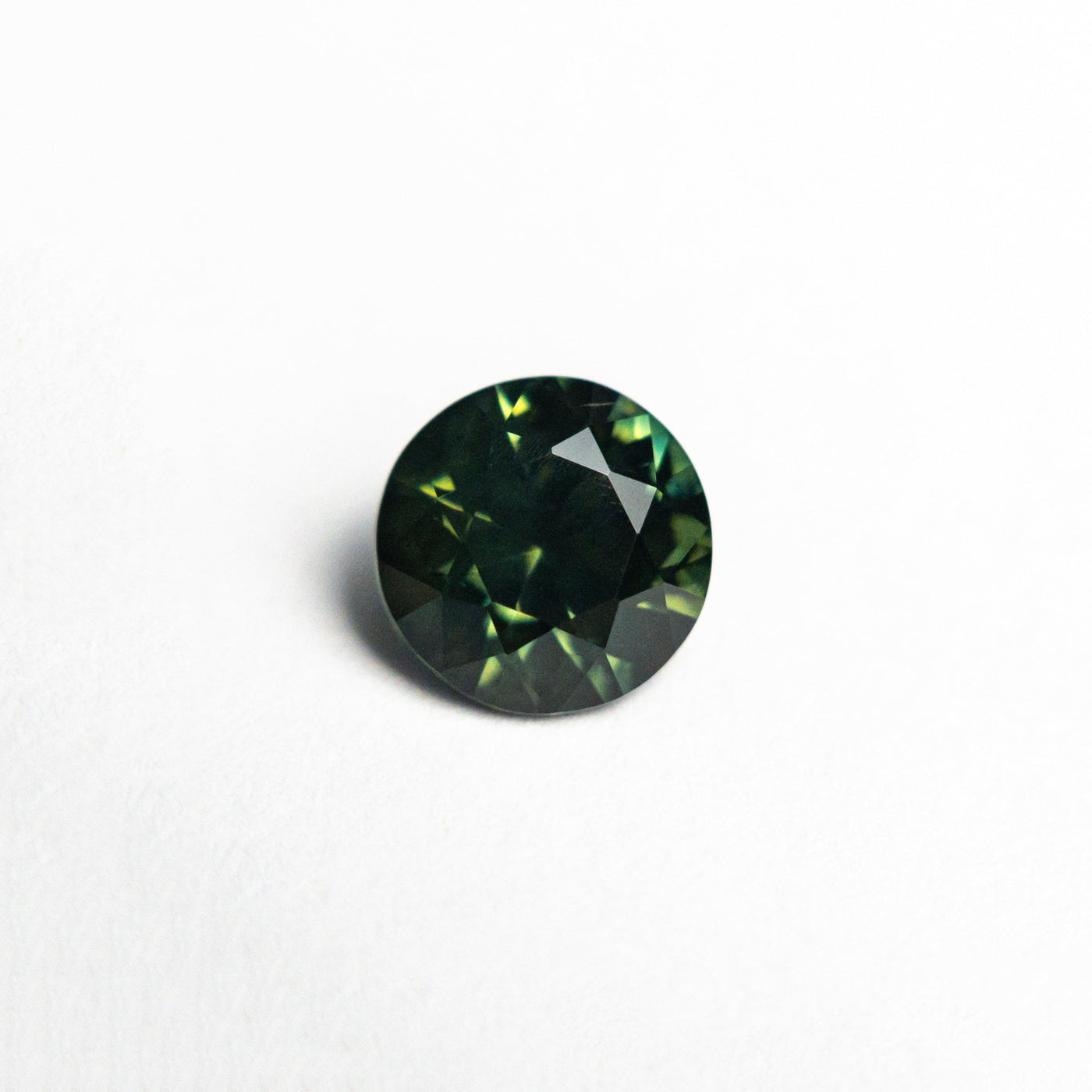 1.05ct 6.04x6.02x3.90mm Round Brilliant Sapphire 26493-01