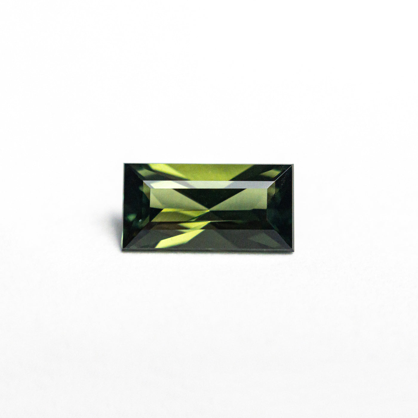 1.07ct 8.04x4.16x3.30mm Rectangle Step Cut Sapphire 26495-04