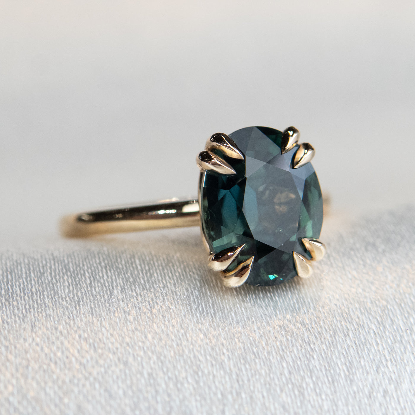 Green Sapphire Francisca Ring