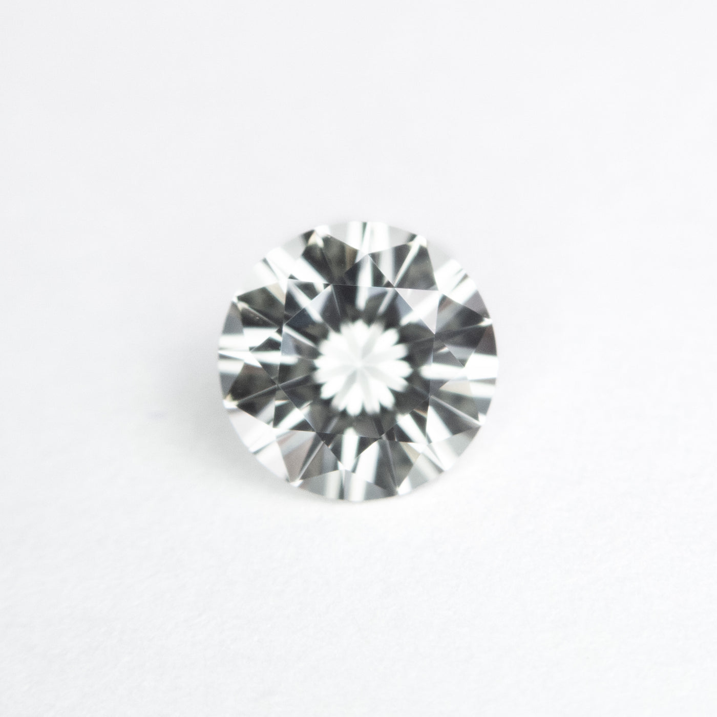 0.97ct White Round Cut Sapphire