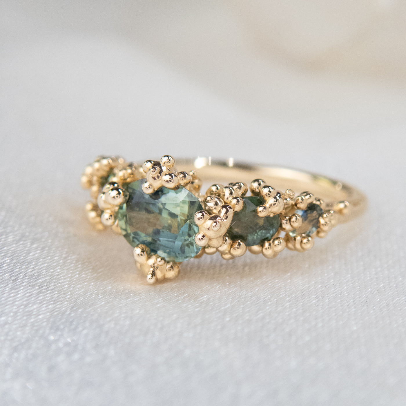 Green Sapphire Baleal 5-Stone Ring