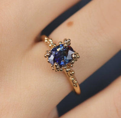 Baleal Bi-Colour Oval Sapphire Ring