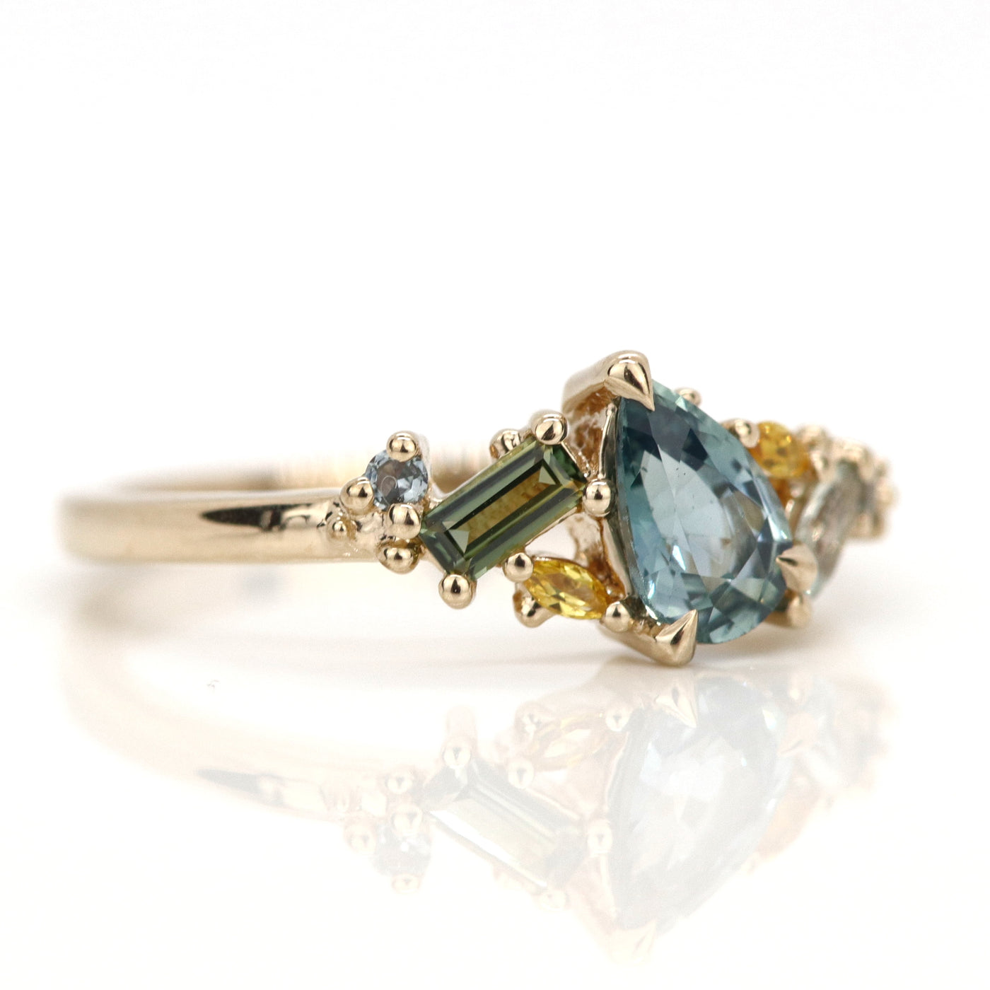 Baleal Blue Sapphire Cluster Ring