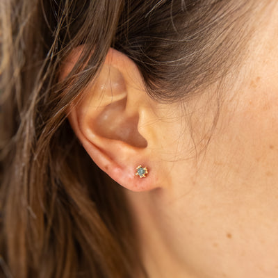 Light Teal Sapphire Baleal Studs