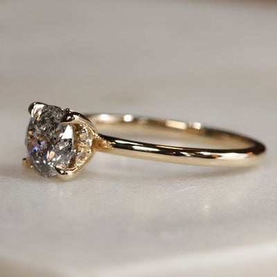 The Iria Round Diamond Ring