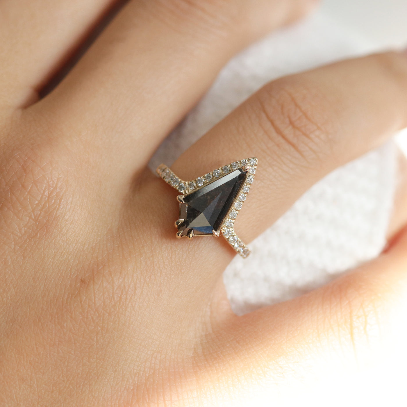 The Inês Black Diamond Ring